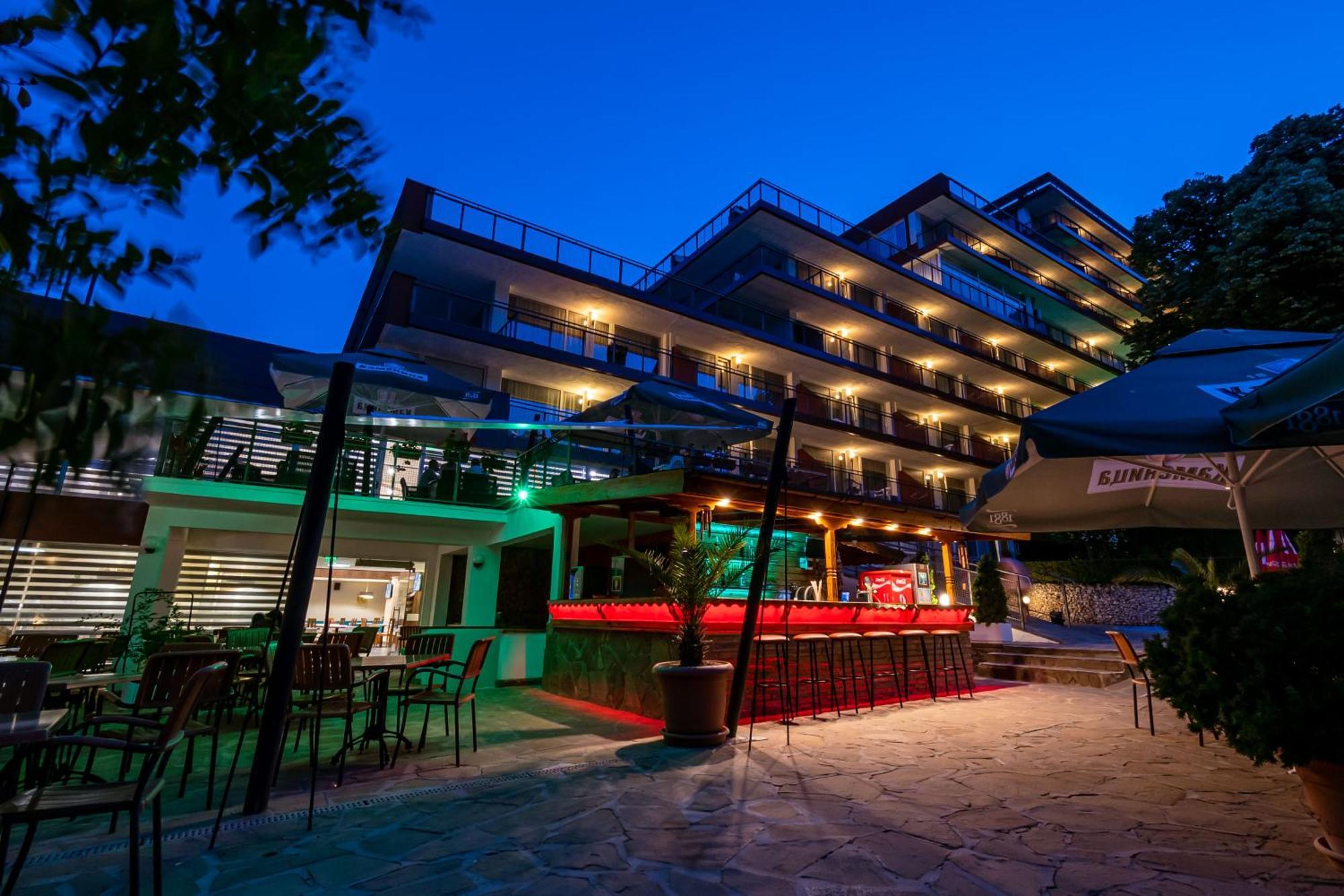 Hotel Bsa Gradina & Aquapark 4*