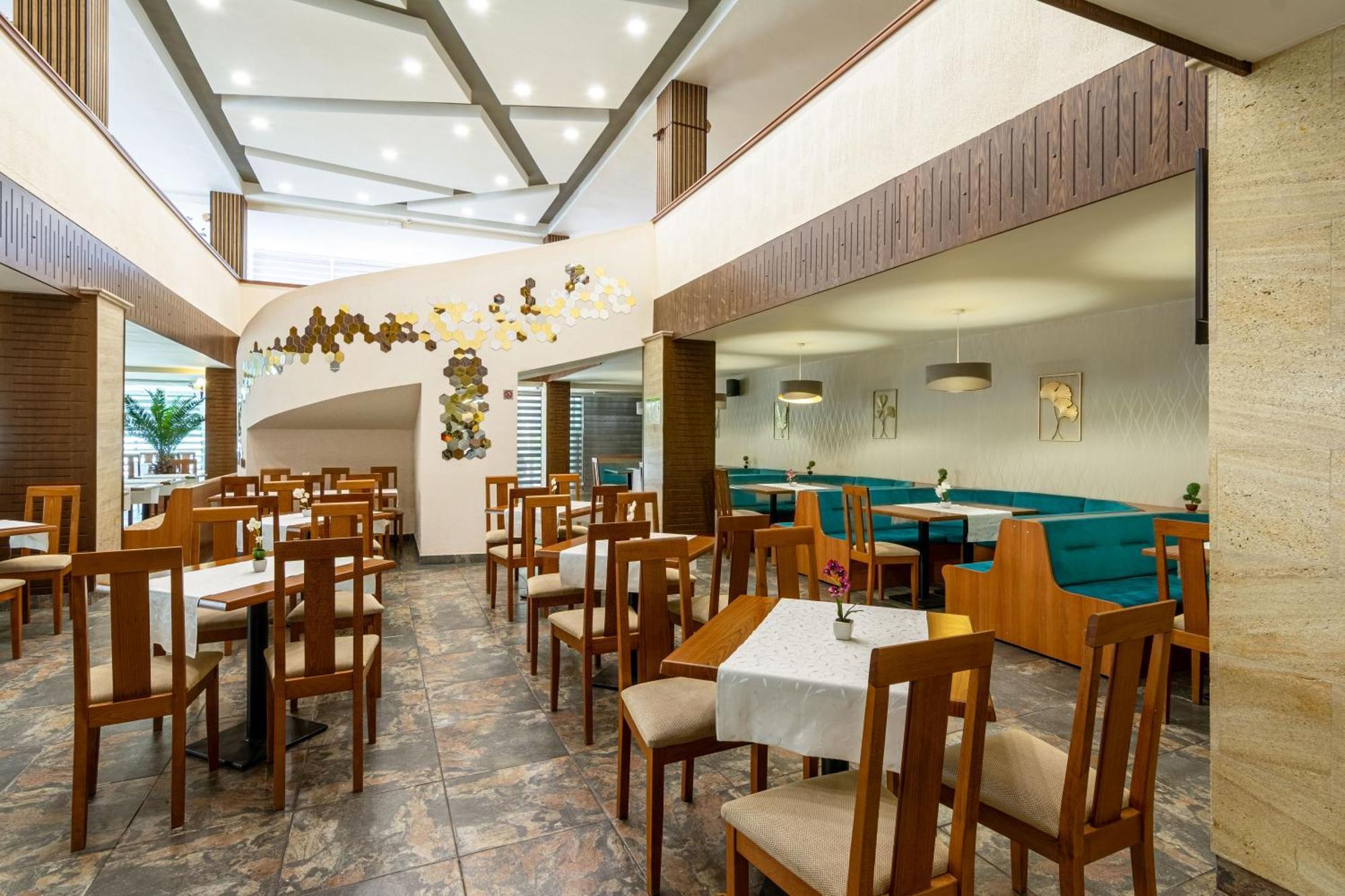 Hotel Bsa Gradina & Aquapark 4*